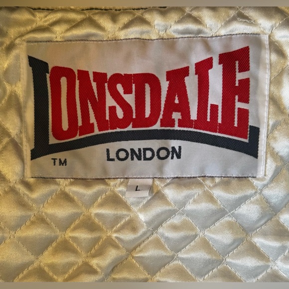 EUC Vintage? Lonsdale College / Varsity Jacket with White Quilted Lining - Picture 9 of 11